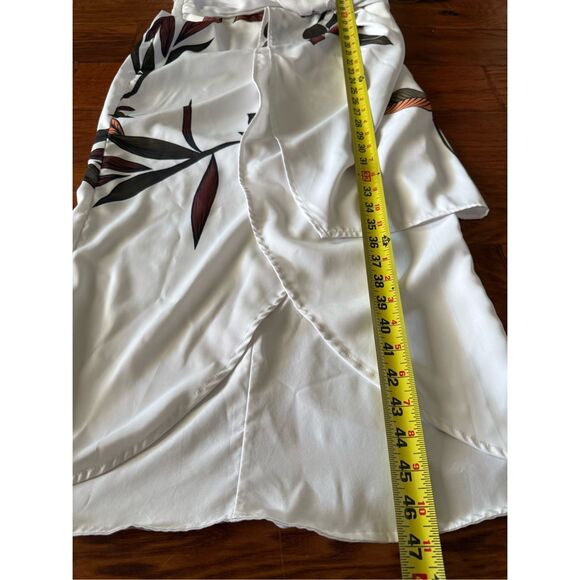 FEHAUTE White Leaf Short Sleeve Satin Wrap Sheath Midi Dress SZ 6 - Picture 10 of 11